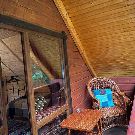 під озером синевир Apartamento *