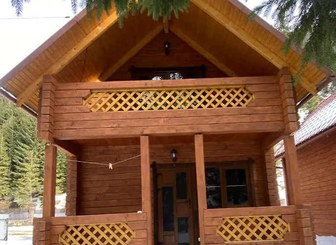 Apartment під озером синевир *