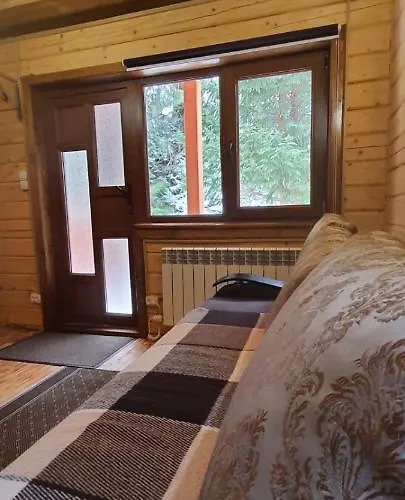Apartmán під озером синевир Synevyrsʼka Polyana